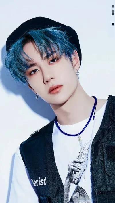 吃瓜娱乐王一博肖战微博